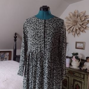 Old Navy Leaf-Print Green Dress